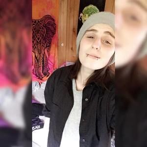 Meet your Posher, Bailey